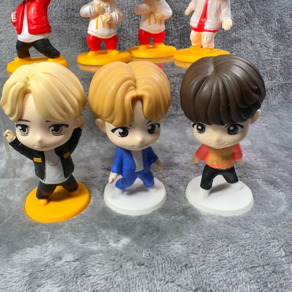 McDonald's K-Pop Chibi Figure Lot of 7 Mixed Year Promo‎ Collectible Toys